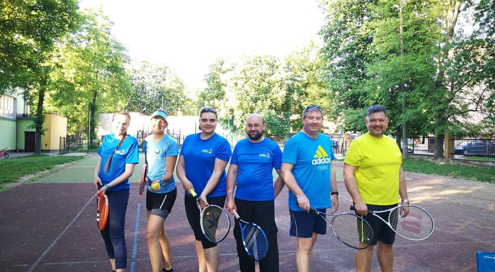 TENNIS COACH TRAINING